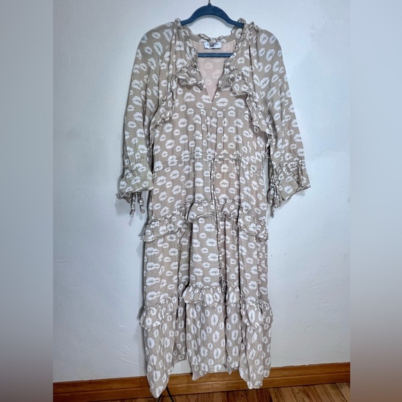 Hofmann Copenhagen Beige Lips Tiered Midi Dress - Picture 3 of 7